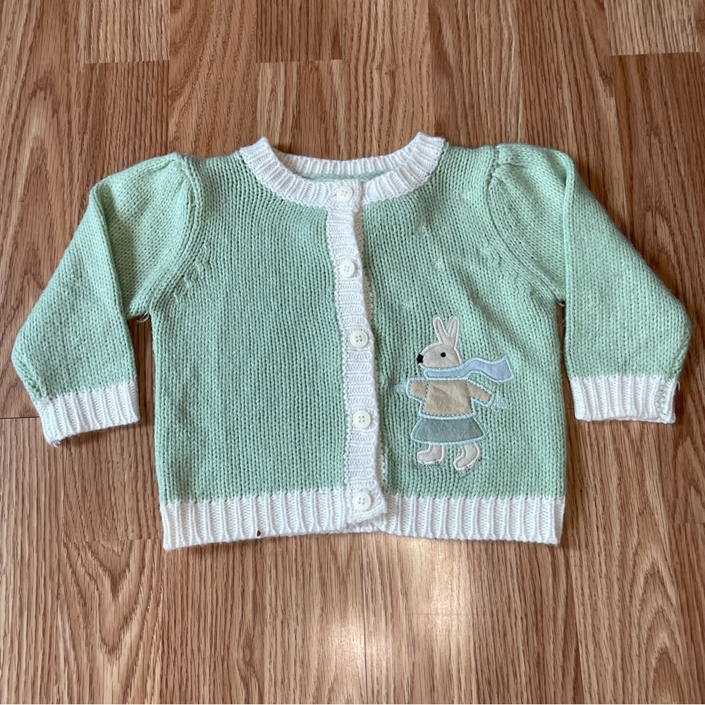 TINY TOTS GREEN WHITE BUNNY GRAPHIC CARDIGAN SWEATER SIZE 6/9 MONTHS ACRYLIC